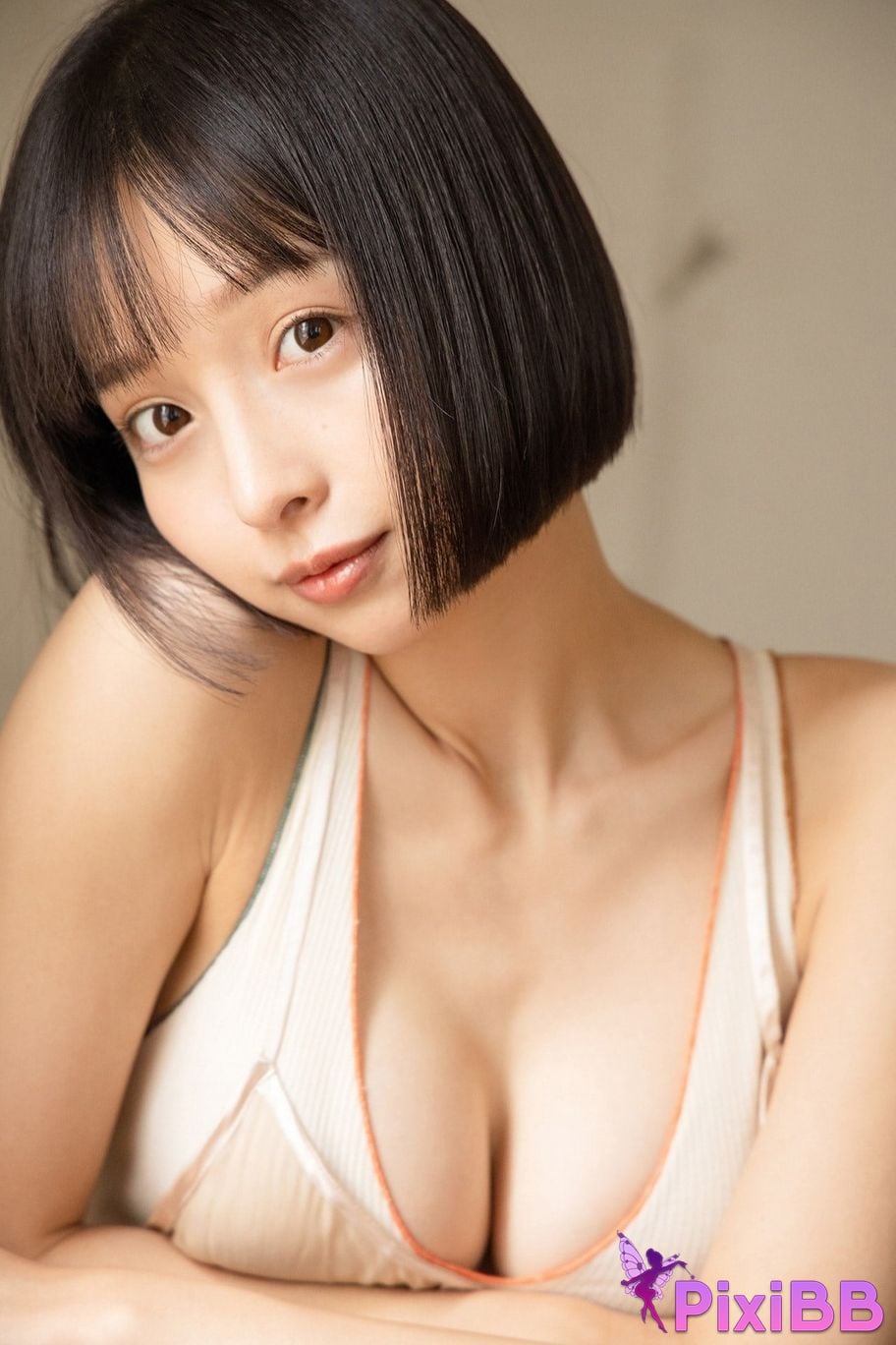 Japanese Idol Asuka Hanamura FLASH digital photo book New Mode First part PixiBB.COM 013