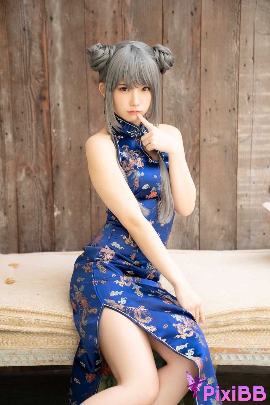 Japanese Idol Enako A landscape aimed at by a richly colored maiden moon change jigra PixiBB.COM 003