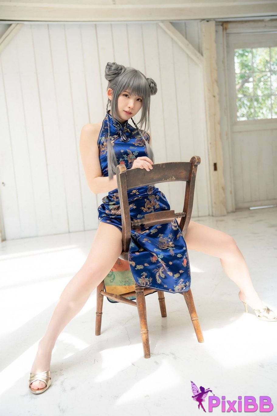 Japanese Idol Enako A landscape aimed at by a richly colored maiden moon change jigra PixiBB.COM 012