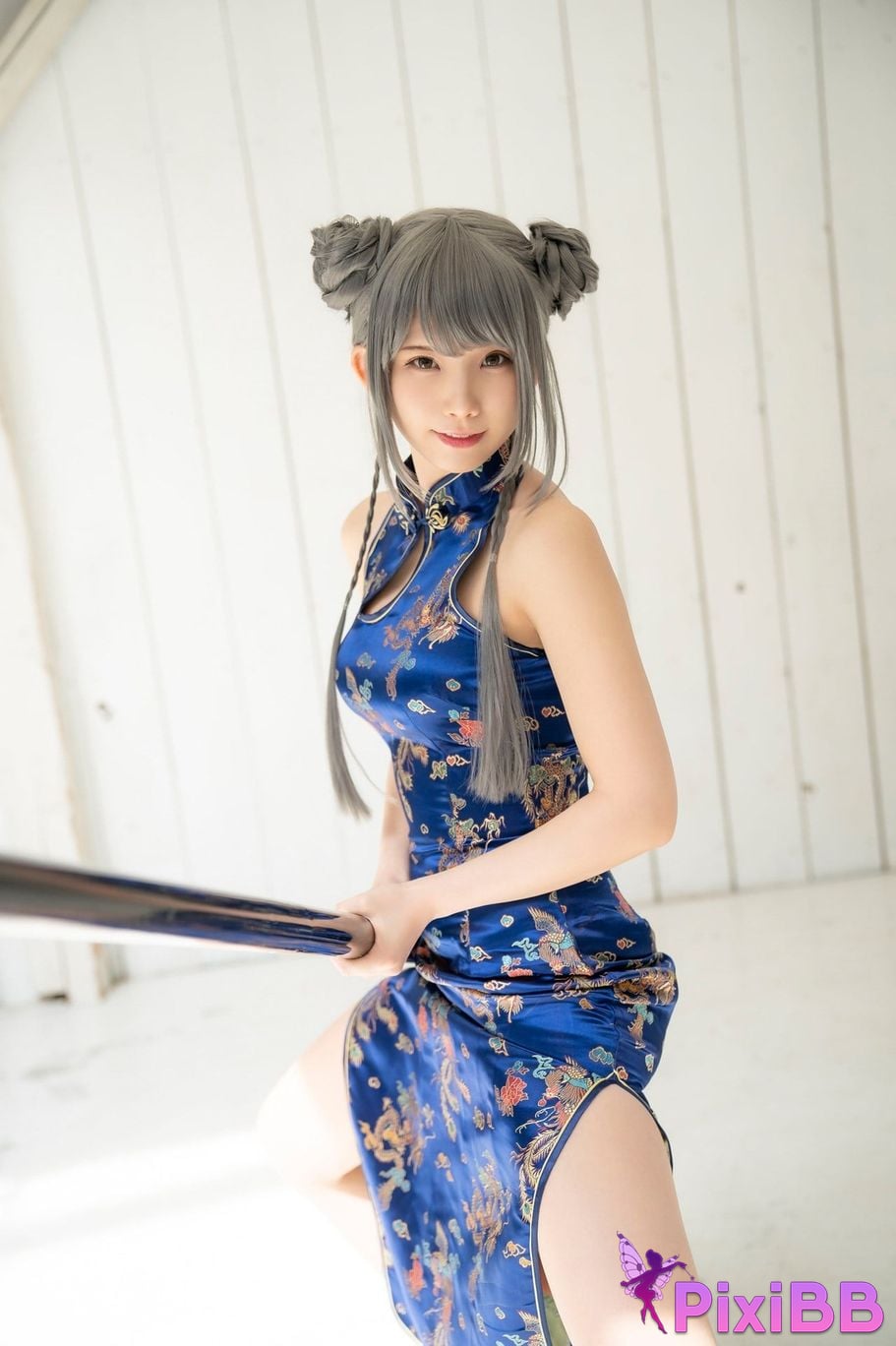 Japanese Idol Enako A landscape aimed at by a richly colored maiden moon change jigra PixiBB.COM 015