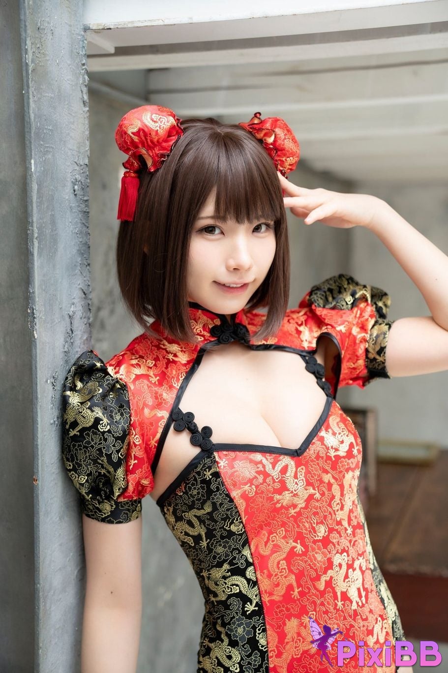 Japanese Idol Enako A landscape aimed at by a richly colored maiden moon change jigra PixiBB.COM 040