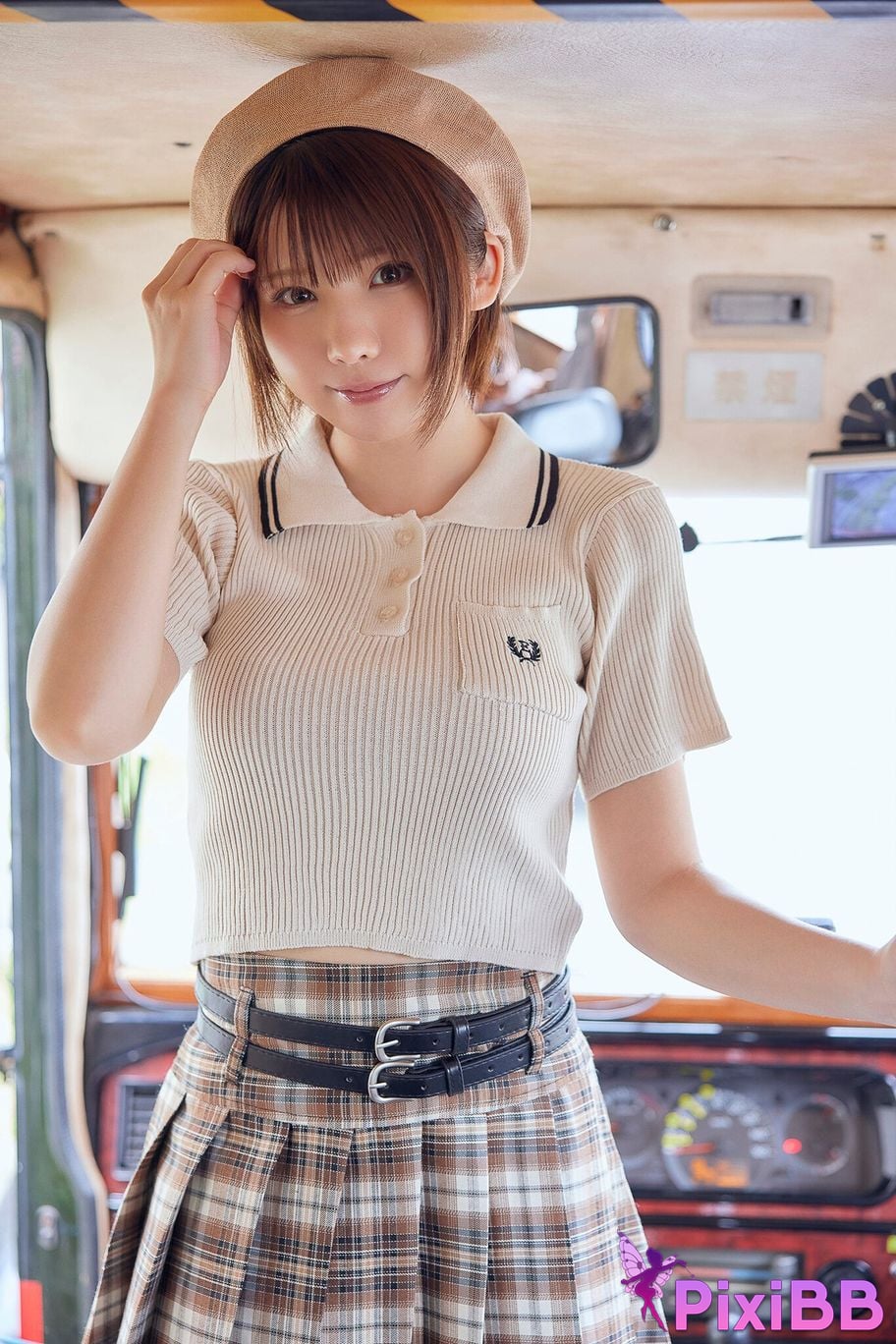 Japanese Idol Enako Biyori Young Champion Digigra PixiBB.COM 064