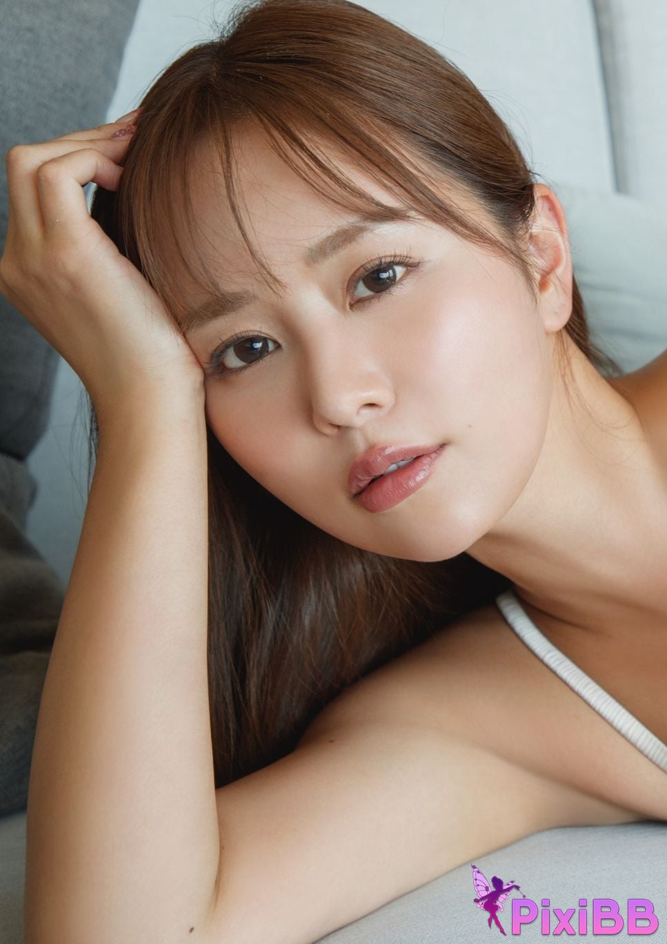 Japanese Idol Yuka Iguchi Digital version only 55 Increased pages calendar book 2025.4 2026.3 weekly play PHOTO BOOK PixiBB.COM 103