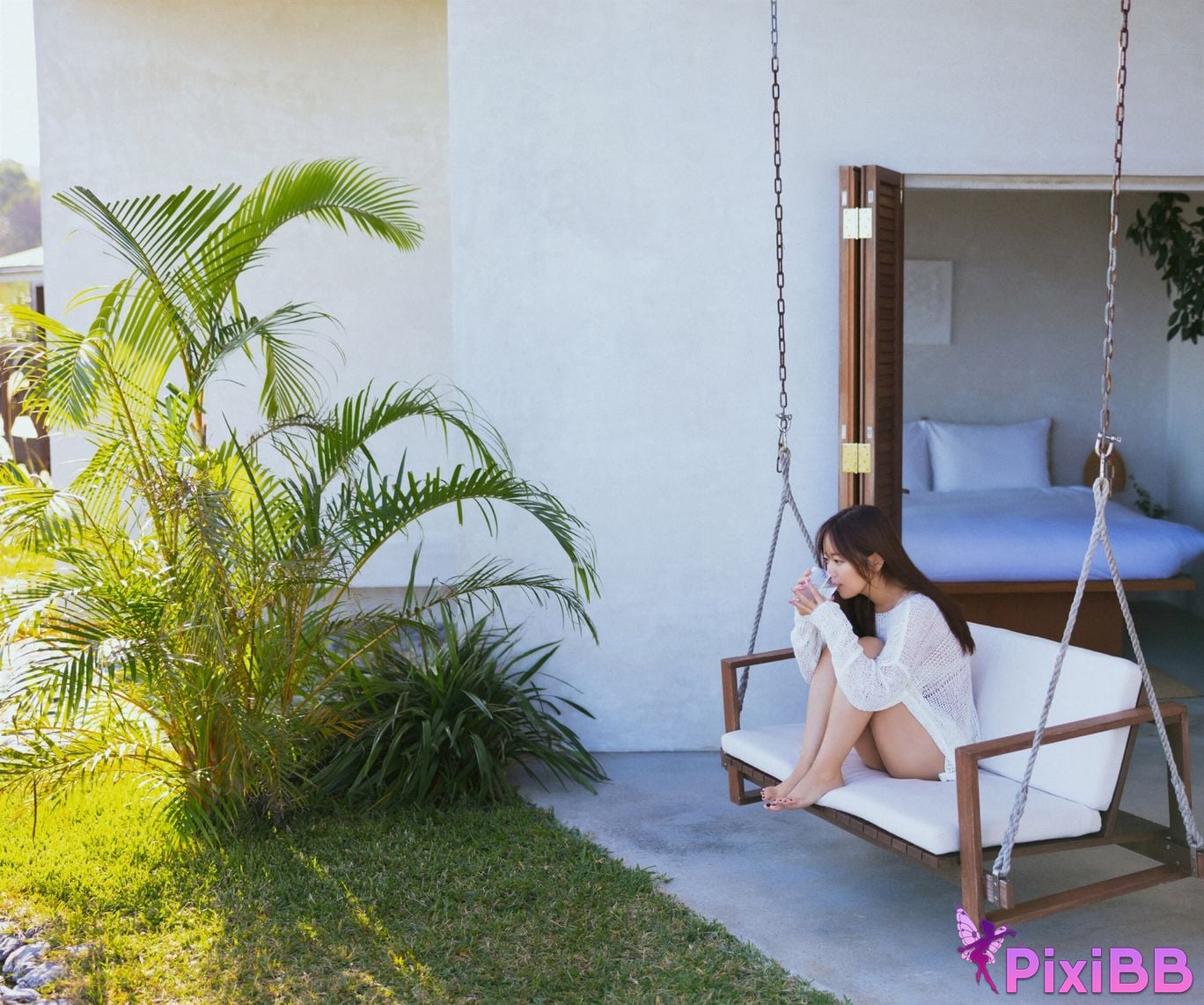 Japanese Idol Yuka Iguchi photo collection MORE Another Side Kadokawa entertainment mook PixiBB.COM 064