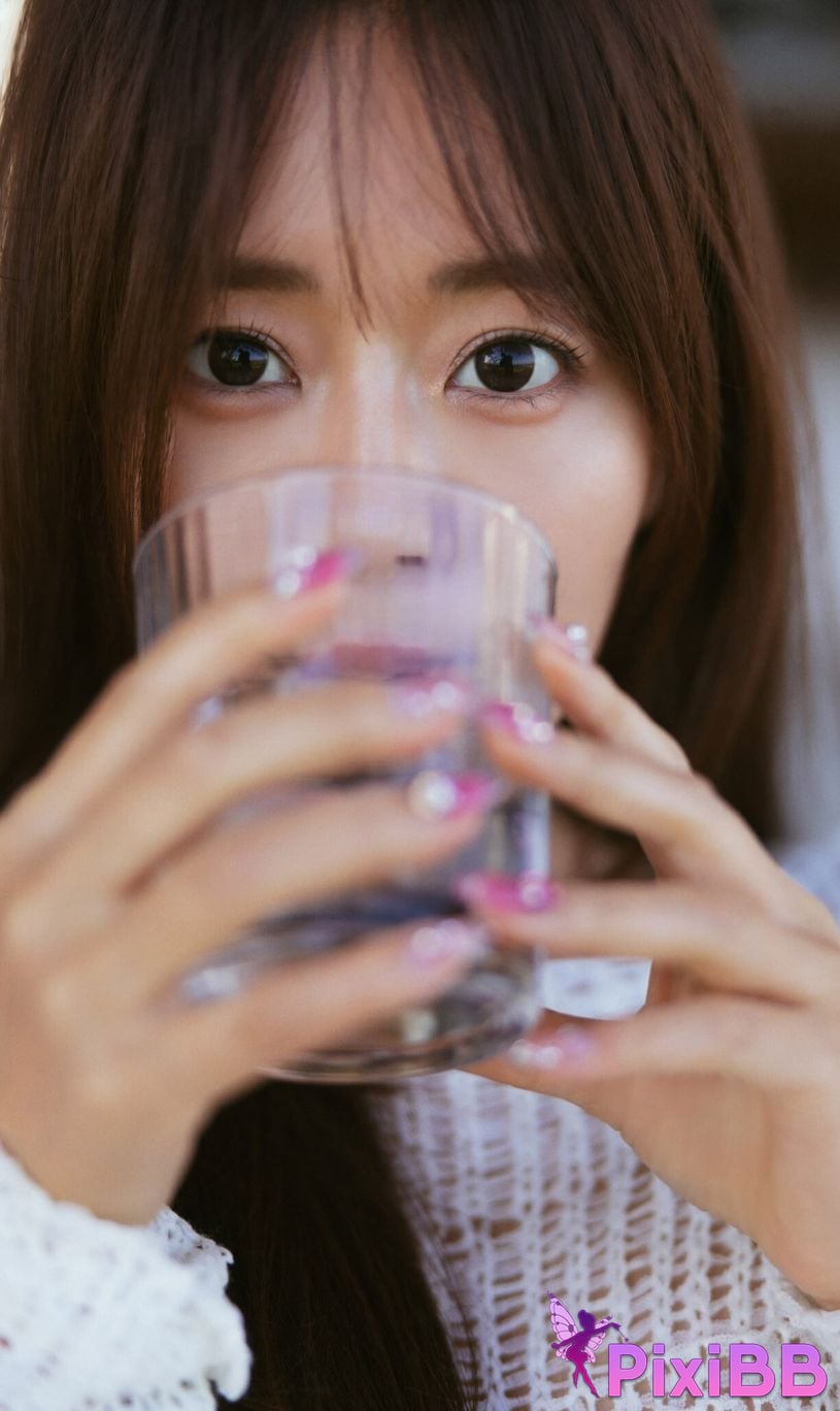 Japanese Idol Yuka Iguchi photo collection MORE Another Side Kadokawa entertainment mook PixiBB.COM 068