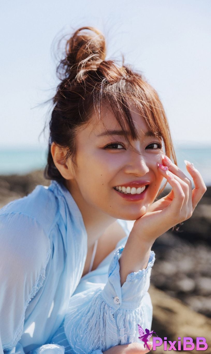 Japanese Idol Yuka Iguchi photo collection MORE Another Side Kadokawa entertainment mook PixiBB.COM 083