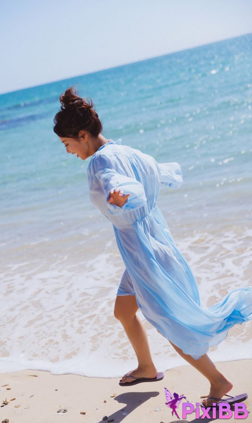 Japanese Idol Yuka Iguchi photo collection MORE Another Side Kadokawa entertainment mook PixiBB.COM 084