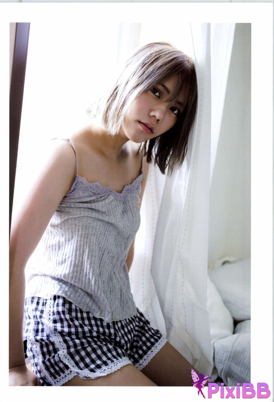 Japanese Idol Hina Kawago interview photo book PixiBB.COM 015