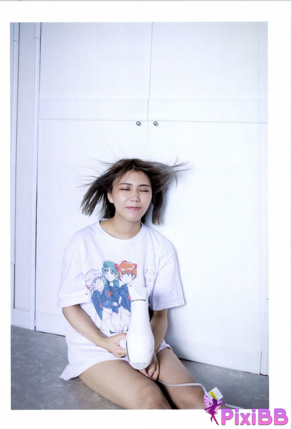 Japanese Idol Hina Kawago interview photo book PixiBB.COM 021