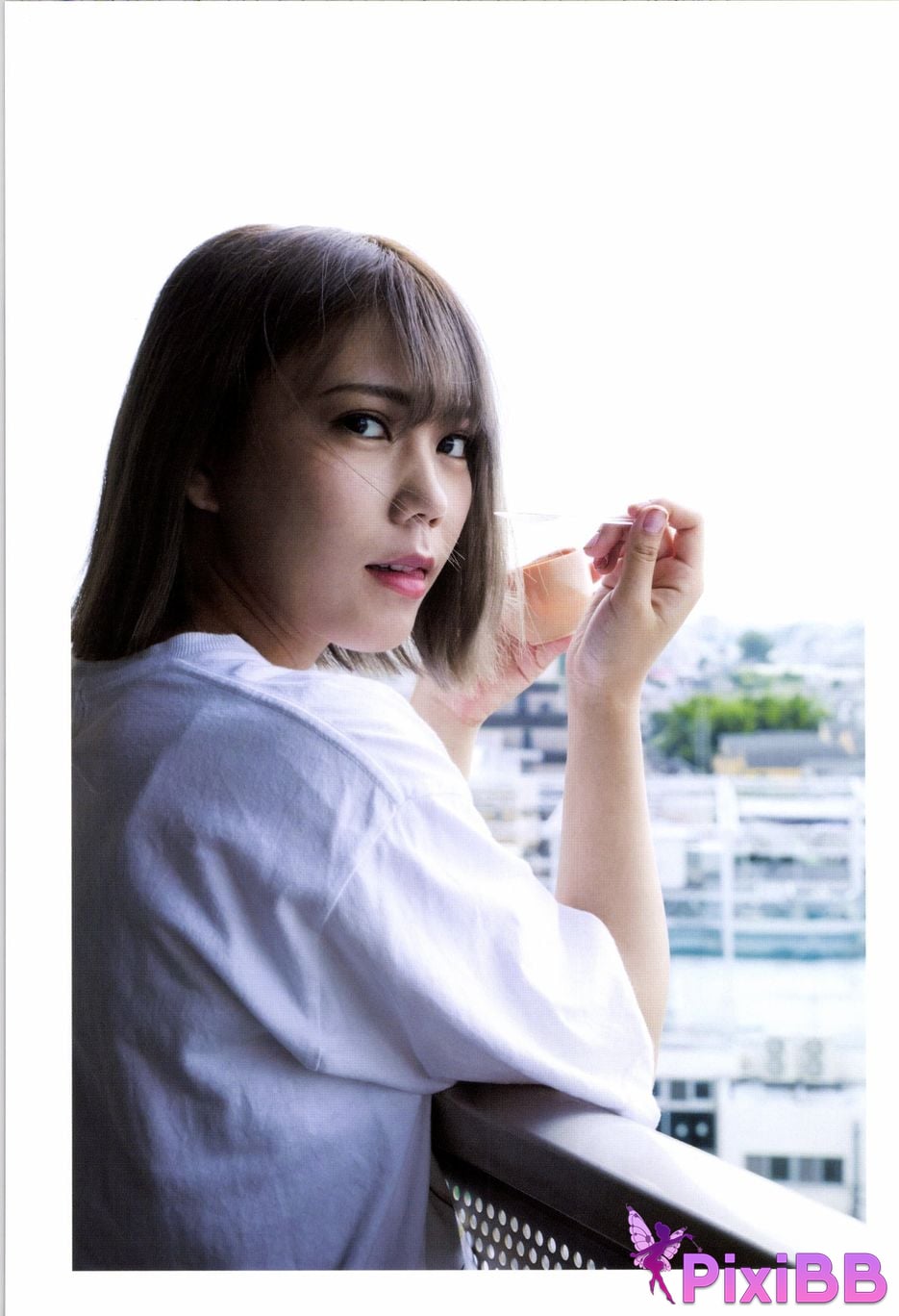 Japanese Idol Hina Kawago interview photo book PixiBB.COM 026