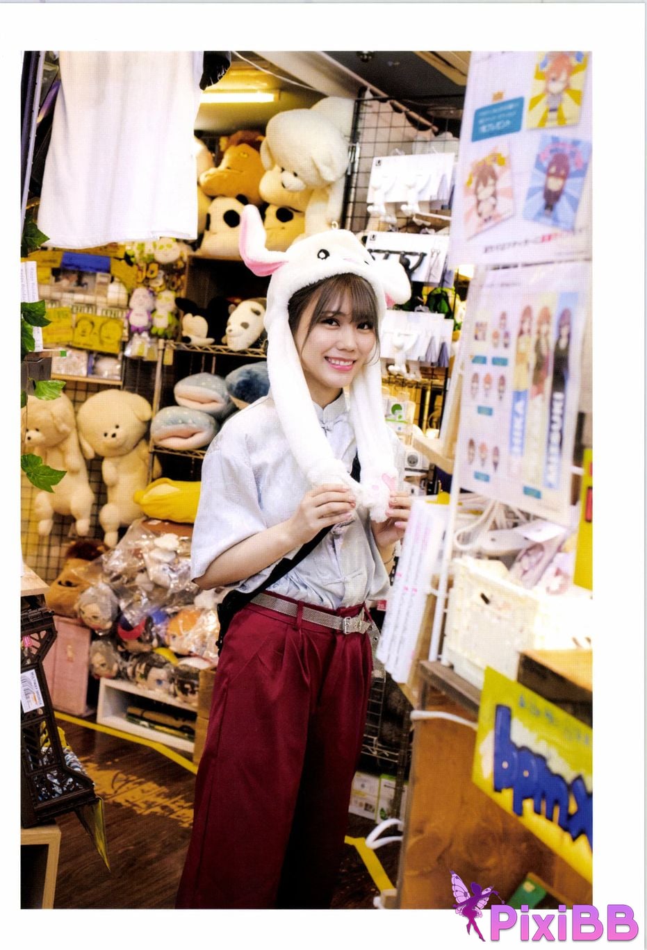 Japanese Idol Hina Kawago interview photo book PixiBB.COM 031