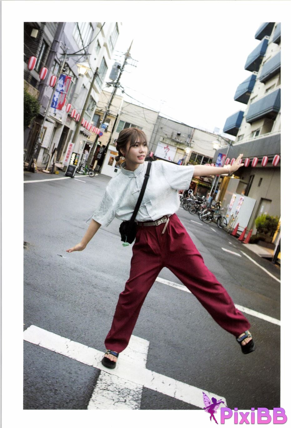 Japanese Idol Hina Kawago interview photo book PixiBB.COM 054