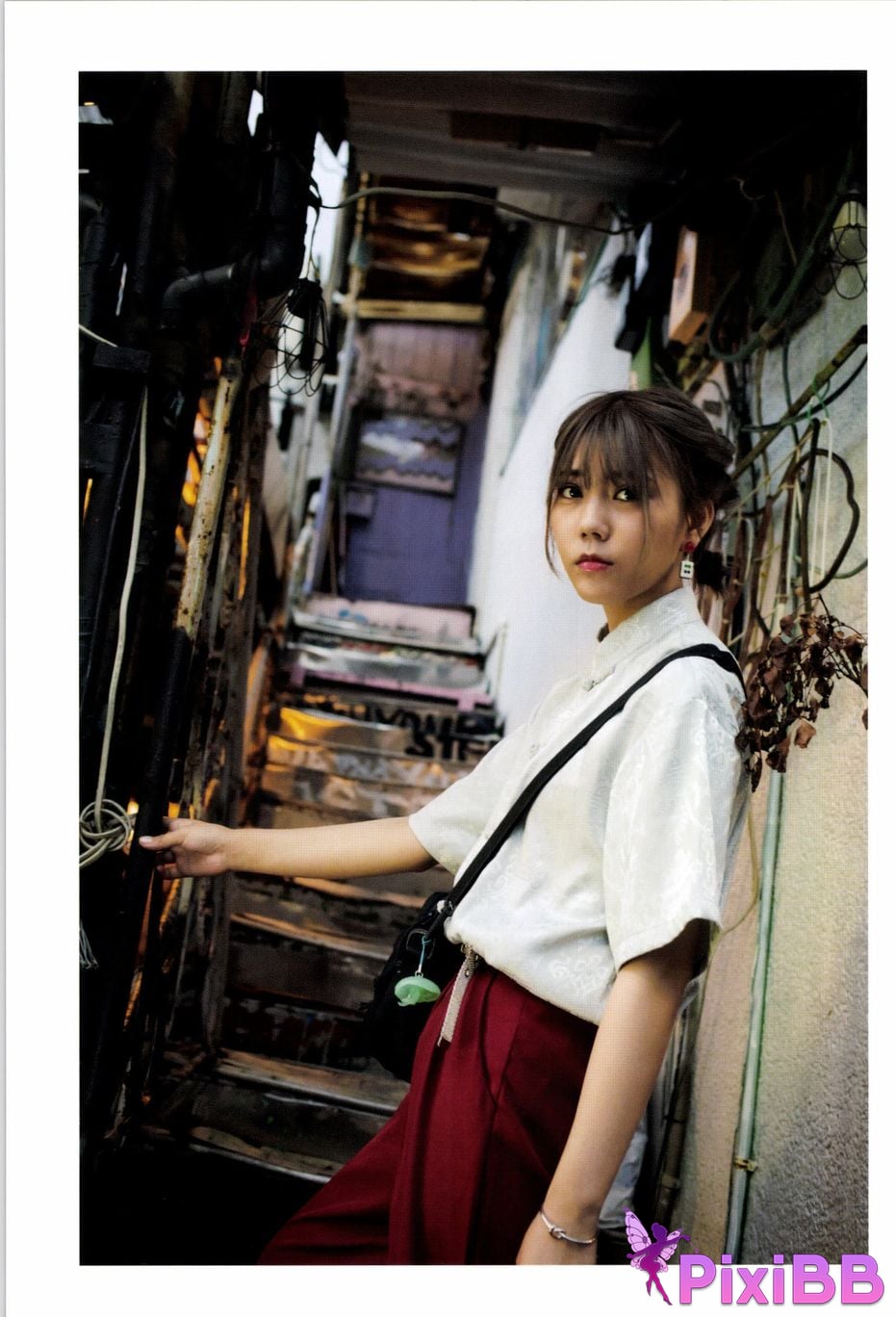 Japanese Idol Hina Kawago interview photo book PixiBB.COM 064