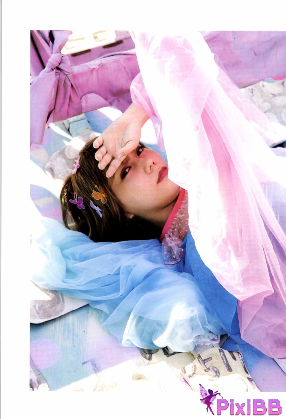 Japanese Idol Hina Kawago interview photo book PixiBB.COM 100