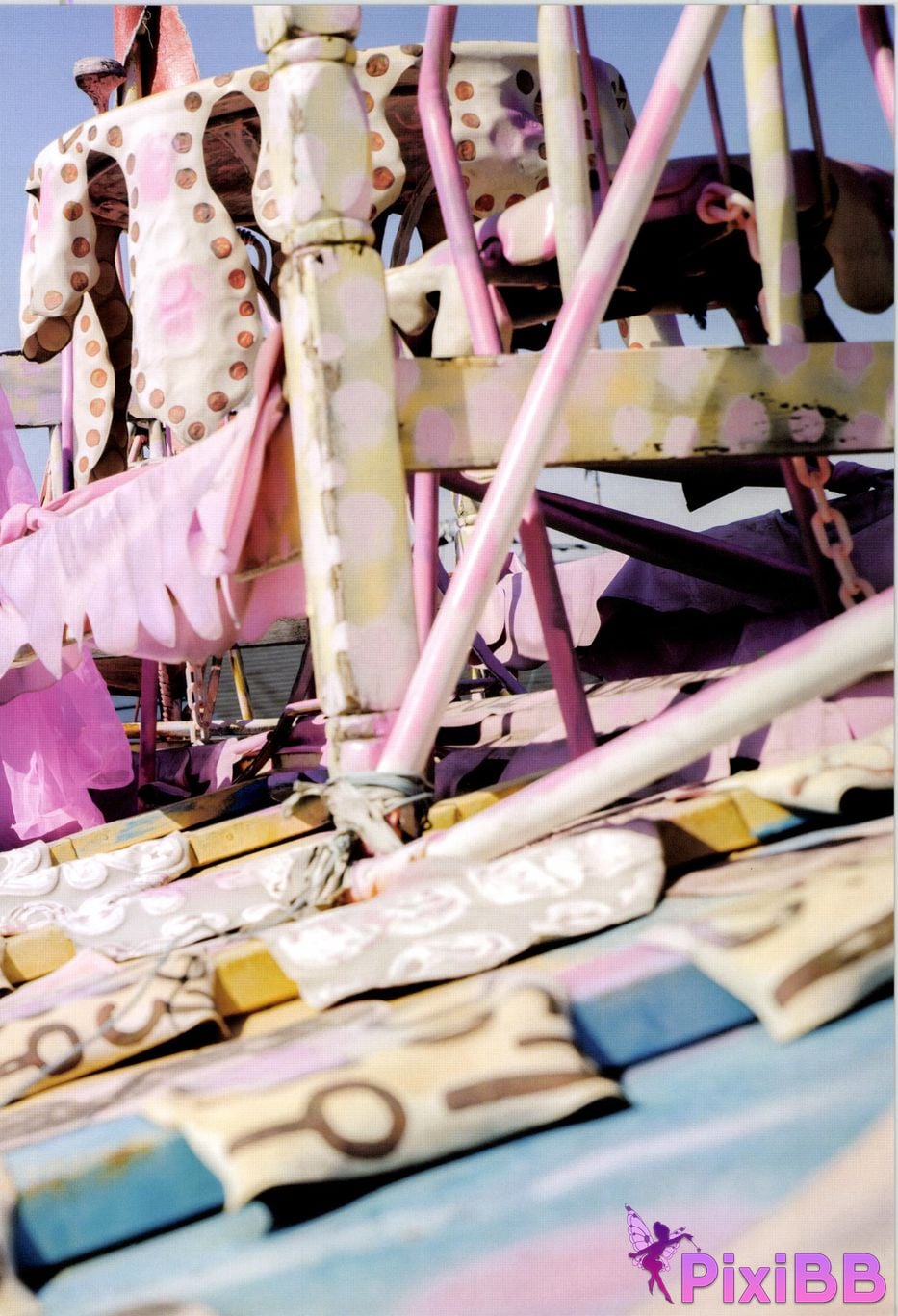 Japanese Idol Hina Kawago interview photo book PixiBB.COM 147