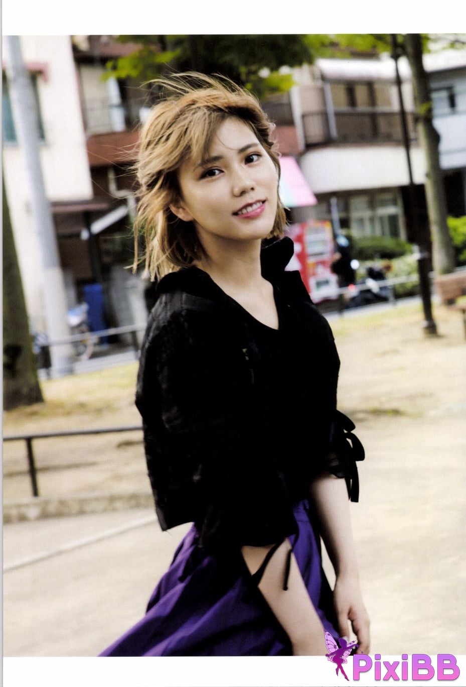 Japanese Idol Hina Kawago interview photo book PixiBB.COM 186