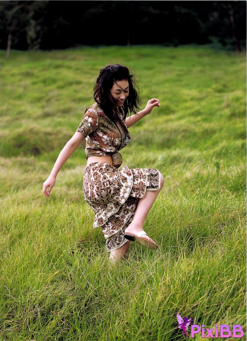 Japanese Idol Kazue Fukiishi FUKIISHI PixiBB.COM 027