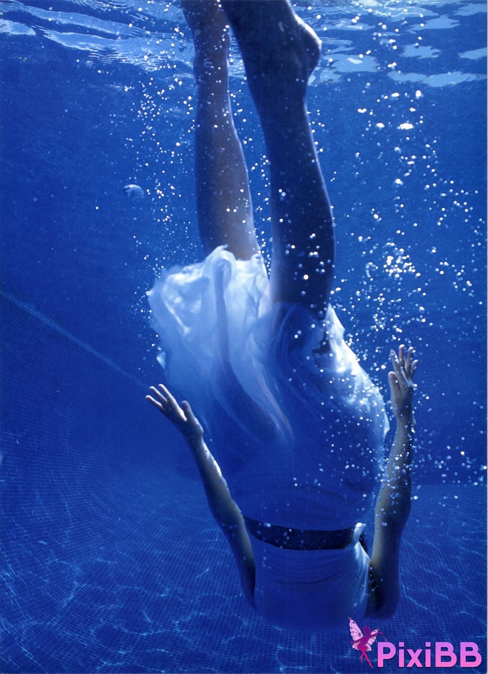 Japanese Idol Kazue Fukiishi FUKIISHI PixiBB.COM 039