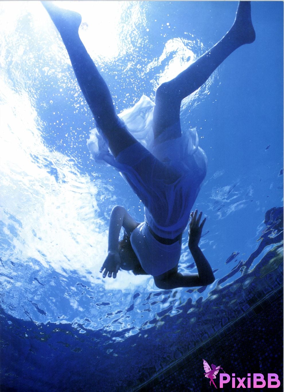 Japanese Idol Kazue Fukiishi FUKIISHI PixiBB.COM 043