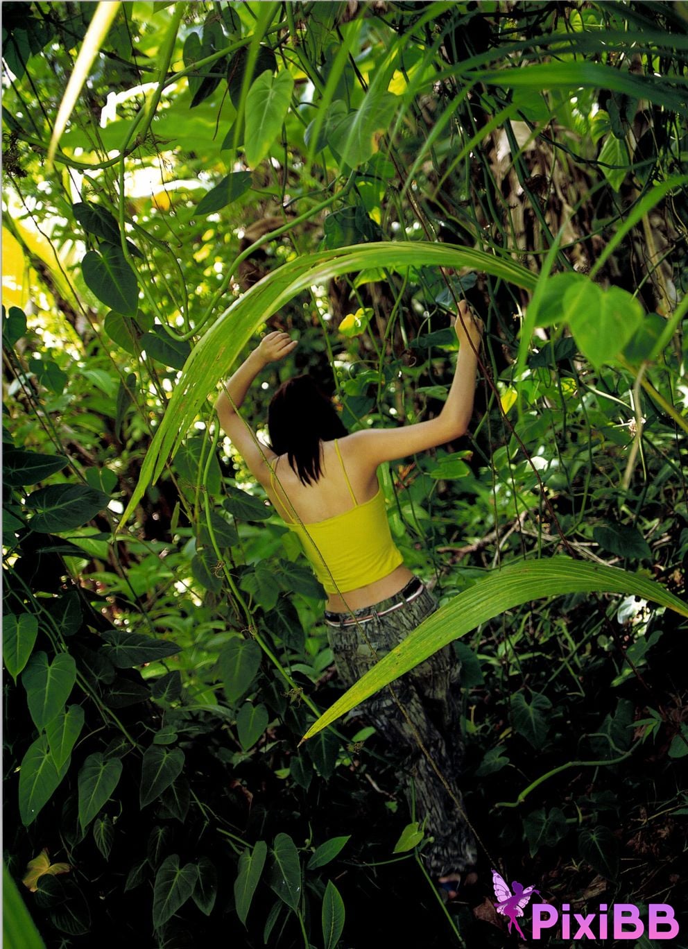 Japanese Idol Kazue Fukiishi FUKIISHI PixiBB.COM 050