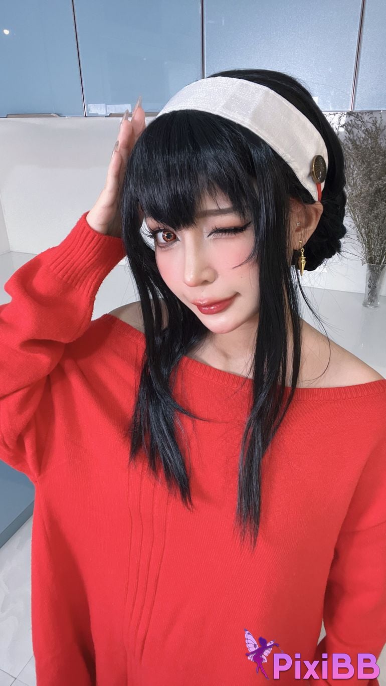 Umeko J Yor Forger Red Sweater PixiBB.COM 67