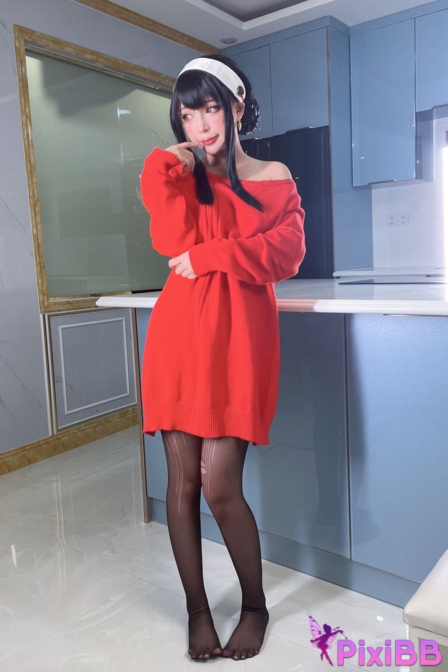 Umeko J Yor Forger Red Sweater PixiBB.COM 94