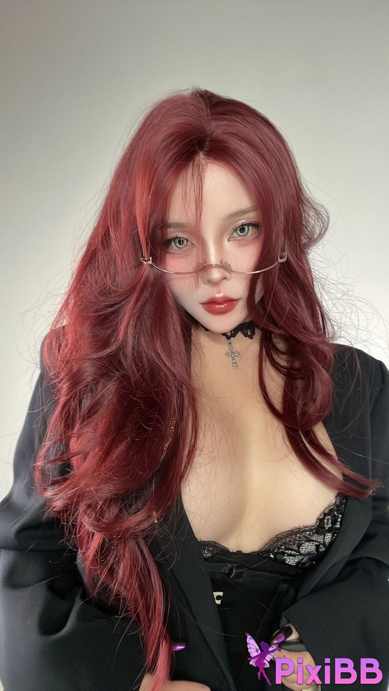 Sayo Momo Badass Female Boss Vibe PixiBB.COM 5