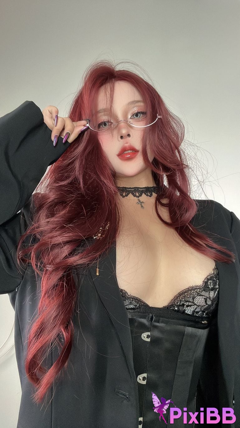 Sayo Momo Badass Female Boss Vibe PixiBB.COM 6