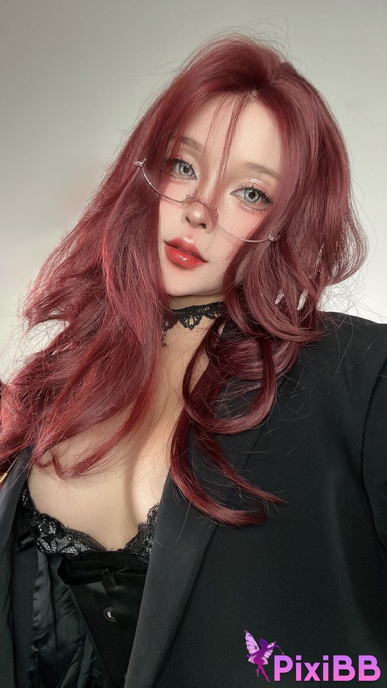 Sayo Momo Badass Female Boss Vibe PixiBB.COM 8