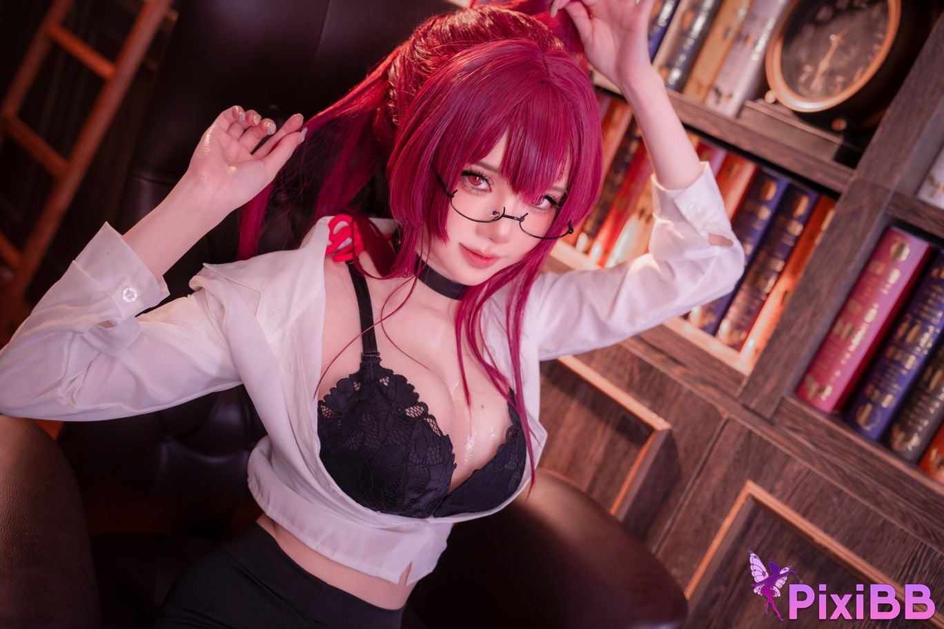 Sally Dorasnow Kafka Office Lady PixiBB.COM 12