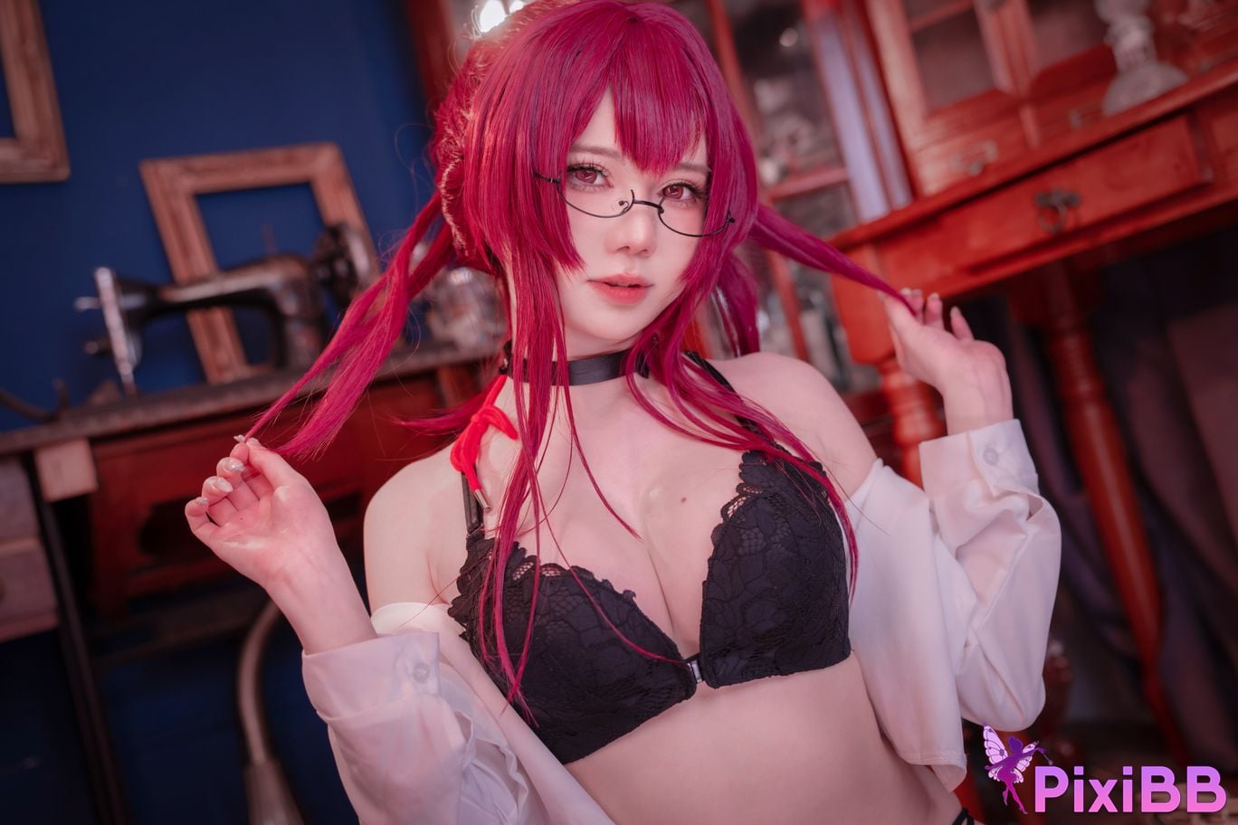 Sally Dorasnow Kafka Office Lady PixiBB.COM 14