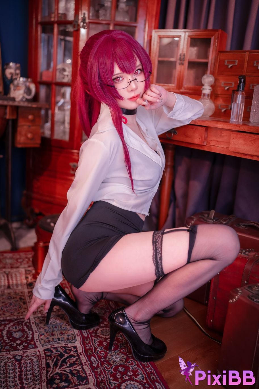 Sally Dorasnow Kafka Office Lady PixiBB.COM 29