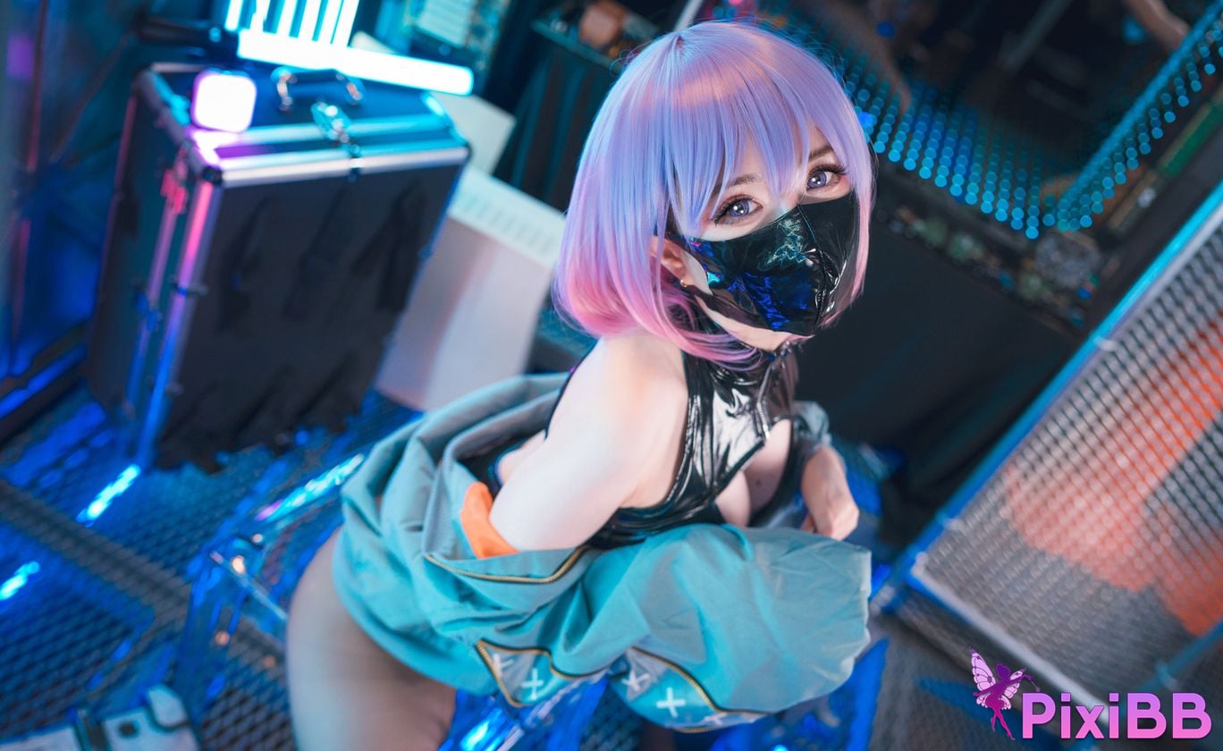 Sally Dorasnow Mask Girl Luna PixiBB.COM 32