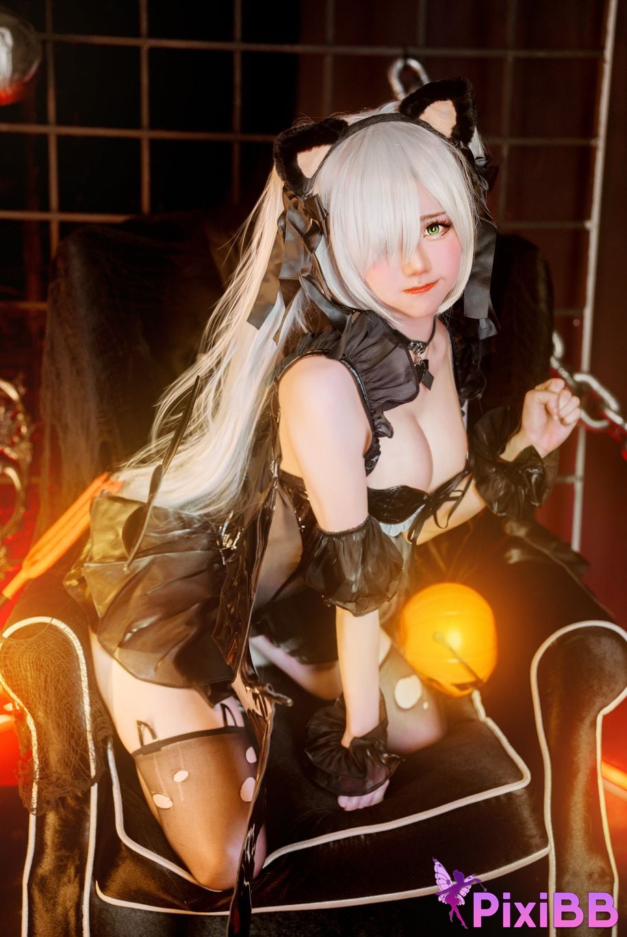 Sally Dorasnow Janus PixiBB.COM 11