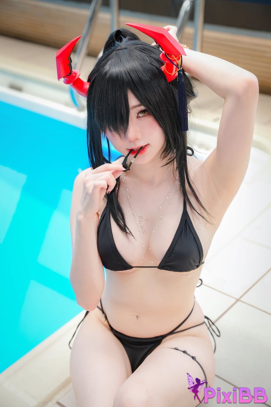 Sally Dorasnow Friedrich der Große Bikini PixiBB.COM 11