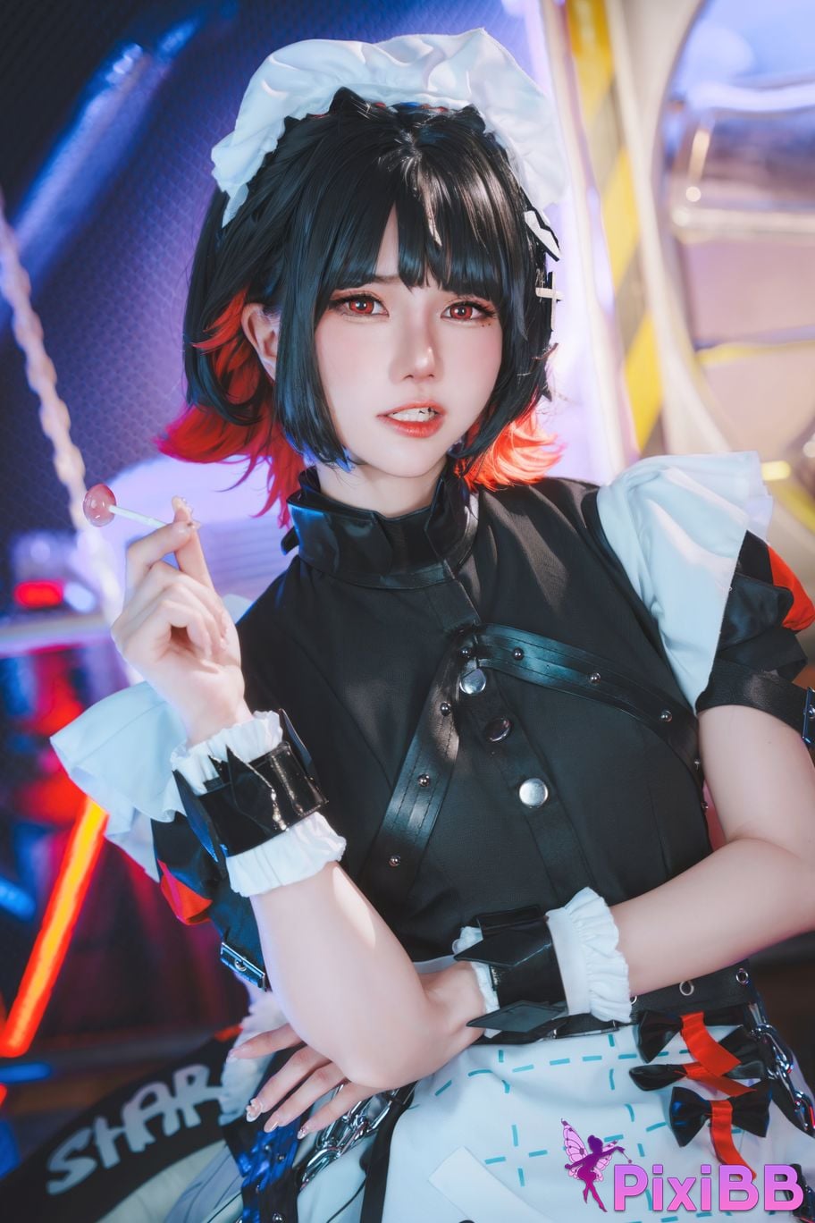 Sally Dorasnow Ellen Joe PixiBB.COM 1