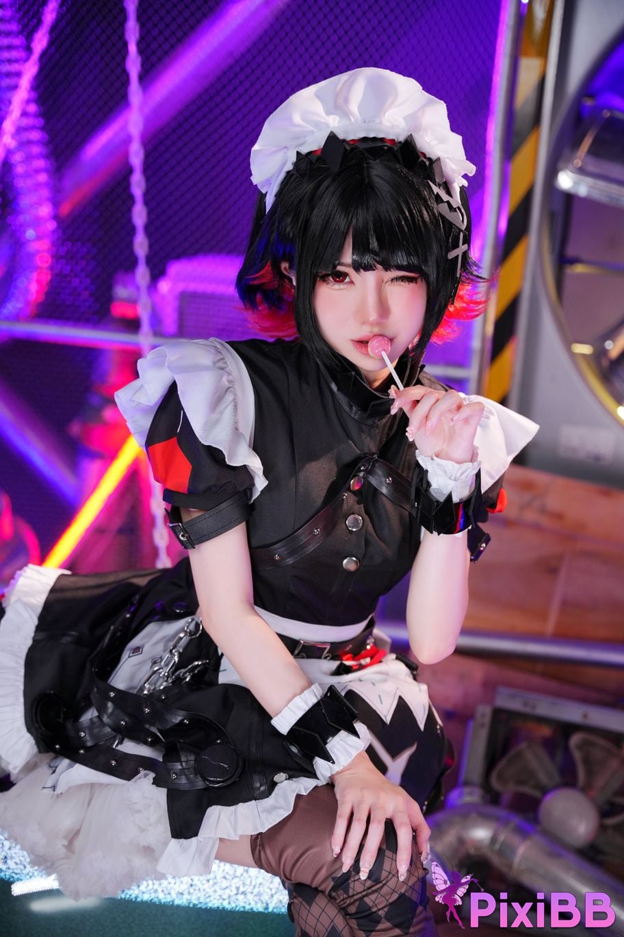 Sally Dorasnow Ellen Joe PixiBB.COM 52