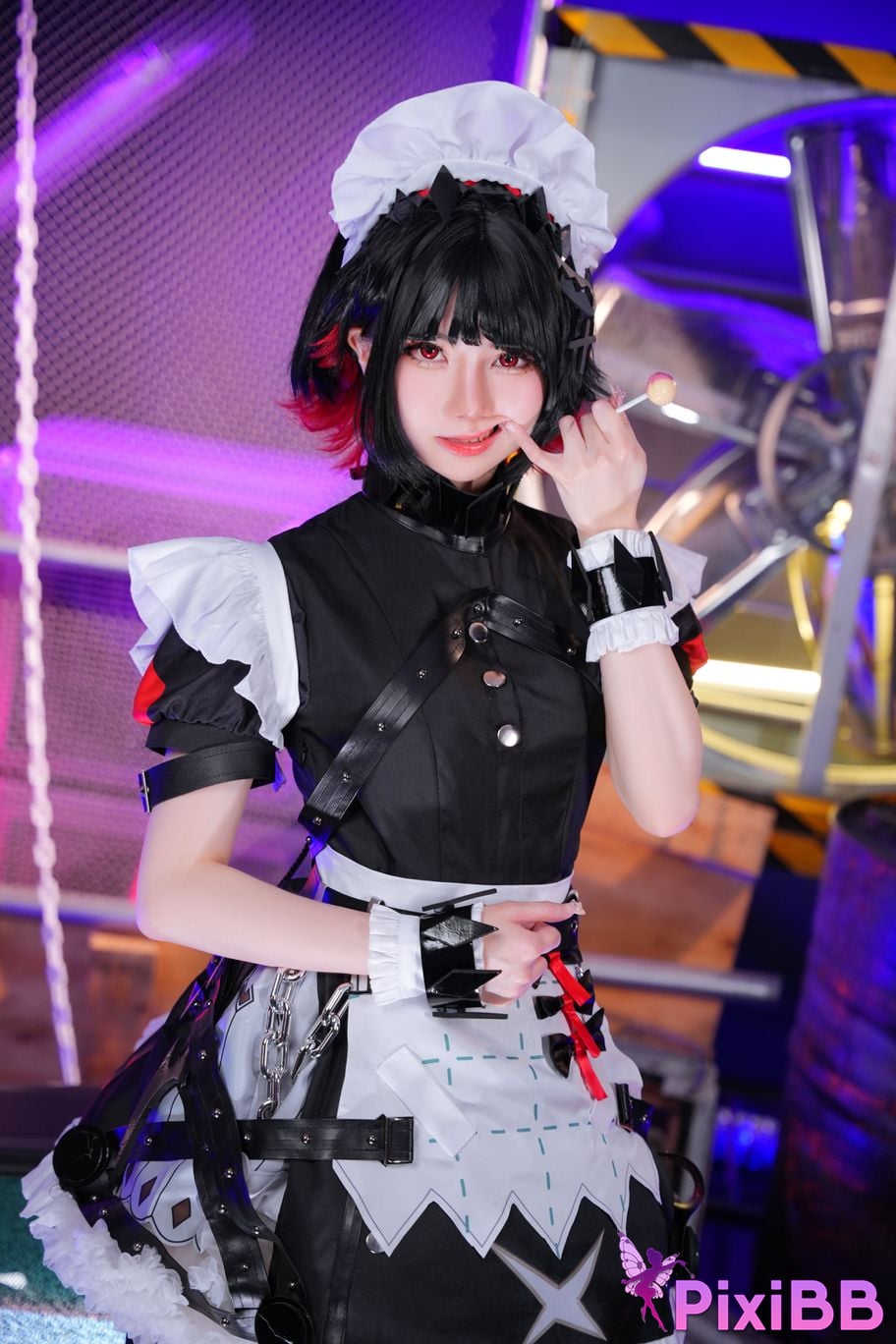 Sally Dorasnow Ellen Joe PixiBB.COM 53