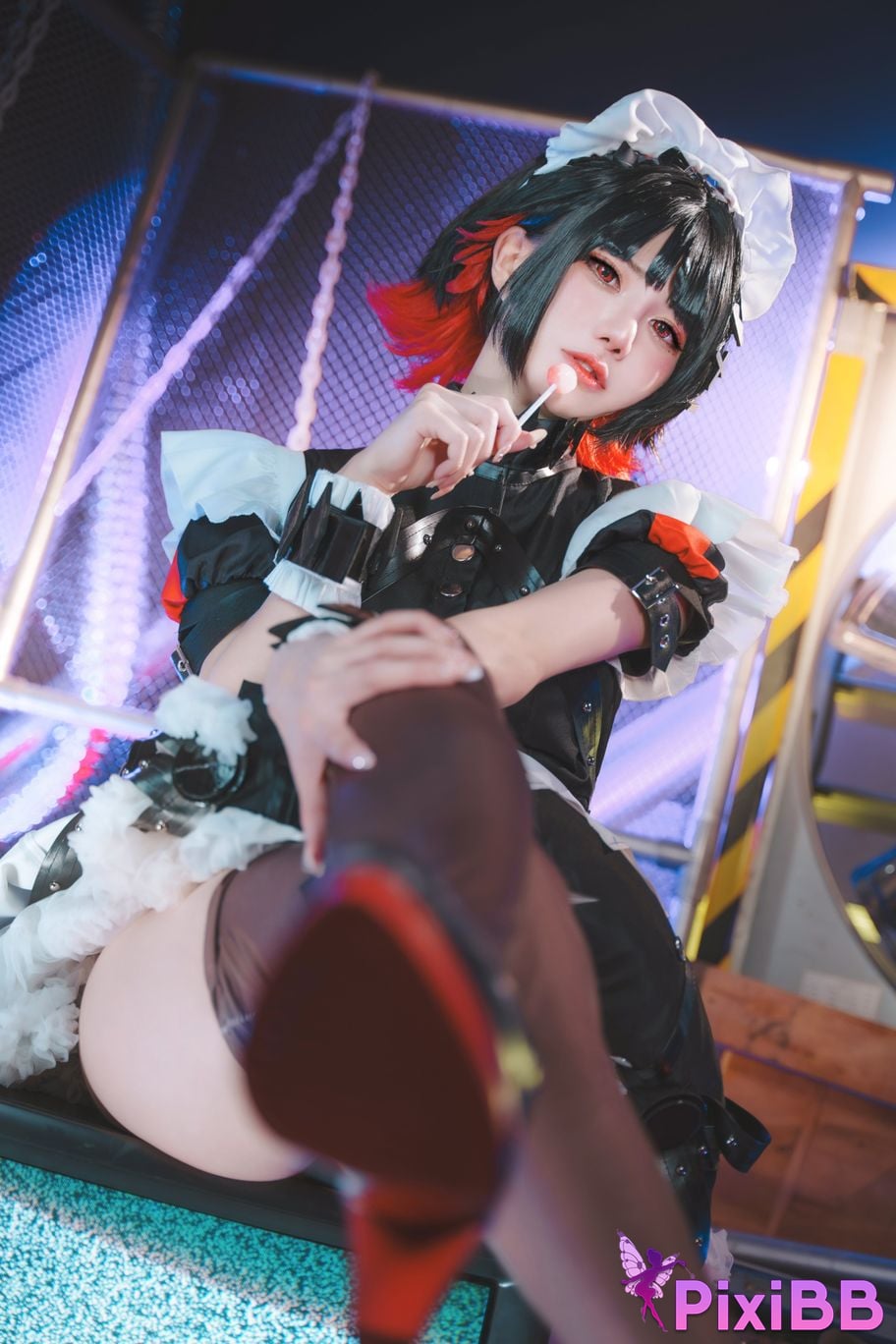 Sally Dorasnow Ellen Joe PixiBB.COM 54