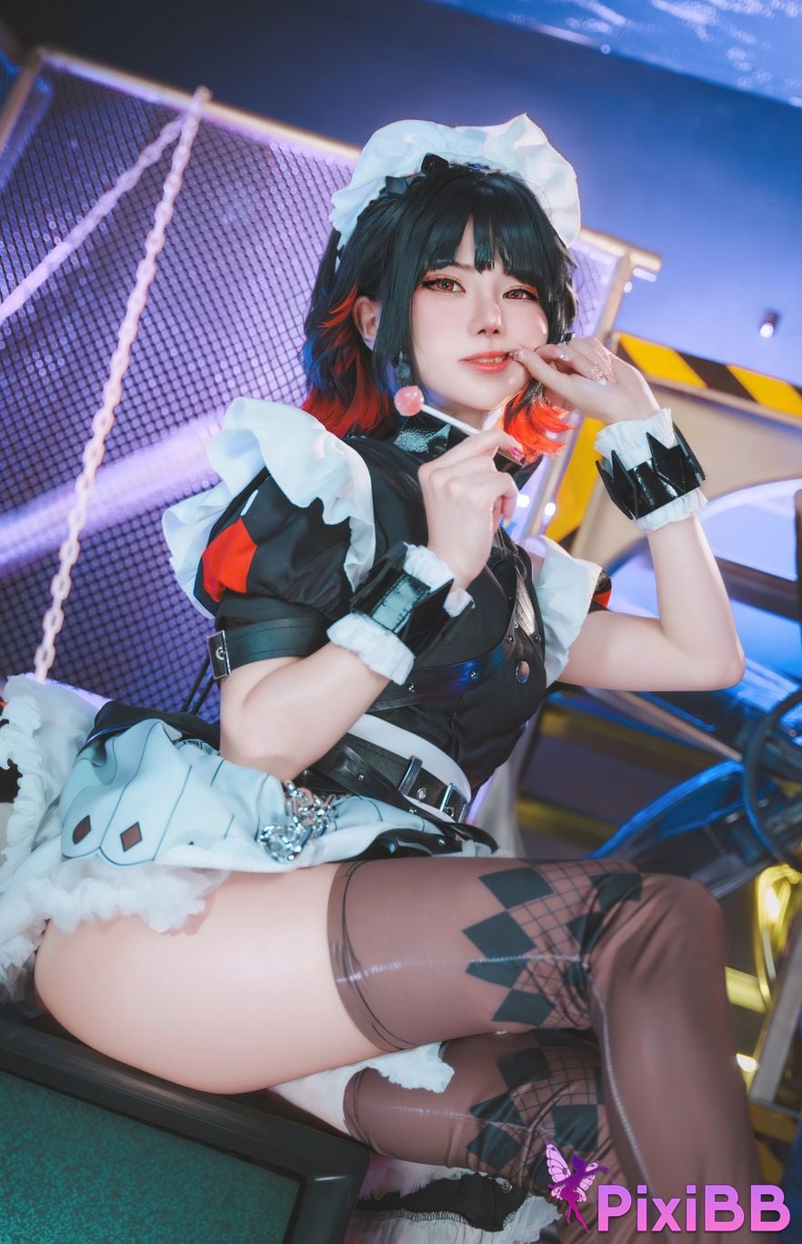 Sally Dorasnow Ellen Joe PixiBB.COM 55