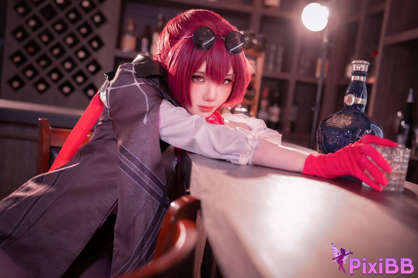 Sally Dorasnow Kafka PixiBB.COM 5