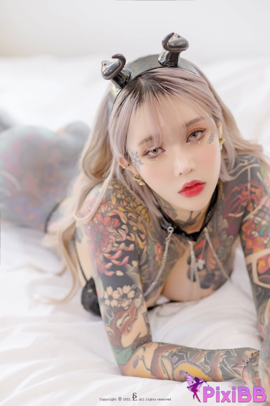 SAINT Photolife YoKo Saint and Devil PixiBB.COM 058