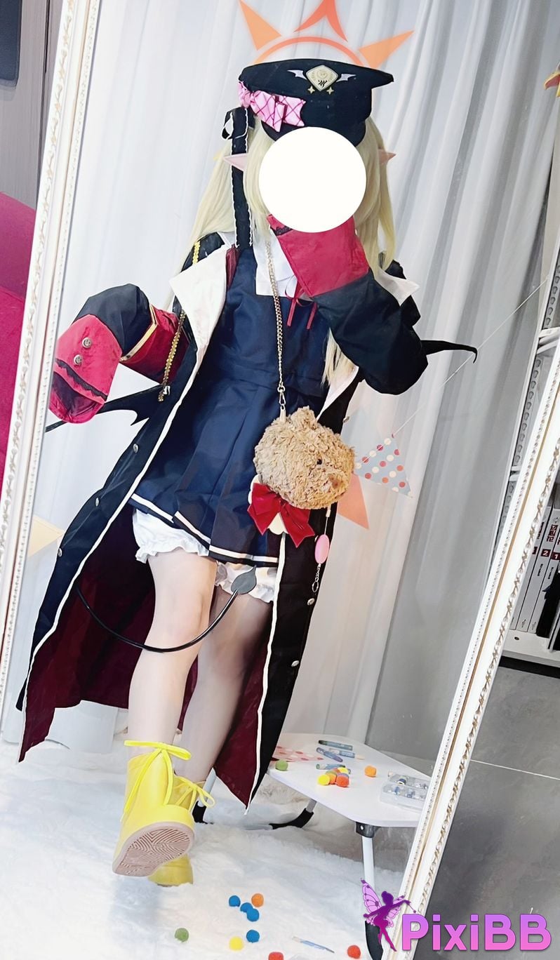 Cosplayer Zhiyue Etsu ko Tanhua Ibuki selfie PixiBB.COM 001