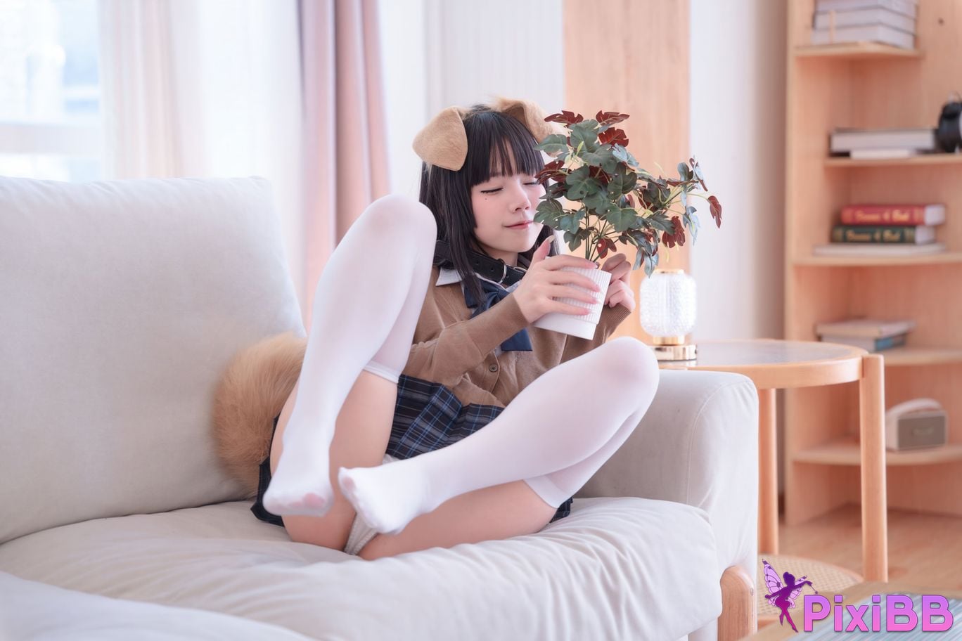 Cosplayer Nagi Shimizu Konagi barks PixiBB.COM 009