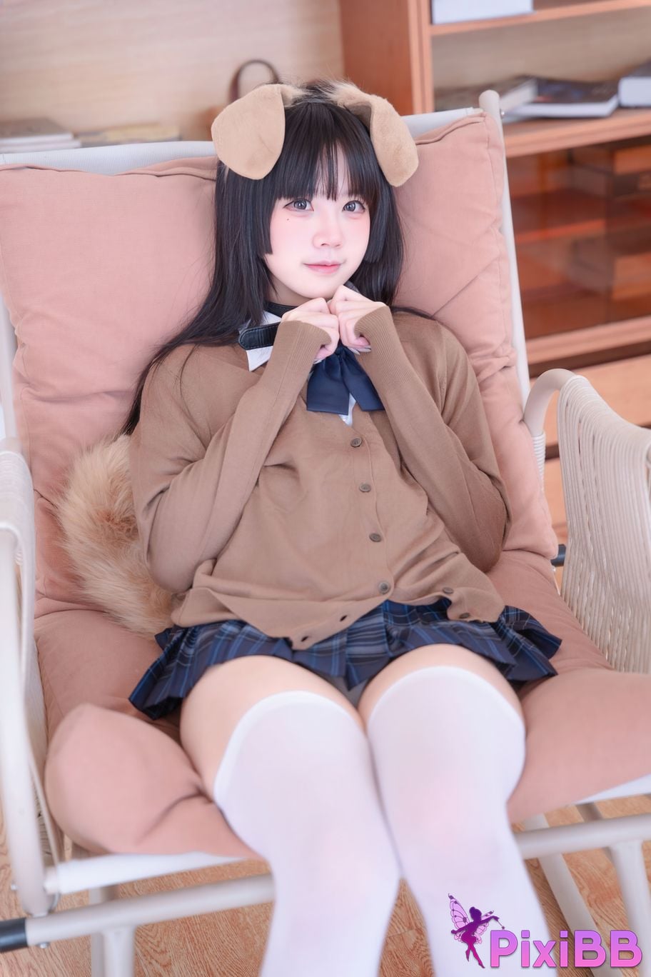 Cosplayer Nagi Shimizu Konagi barks PixiBB.COM 031