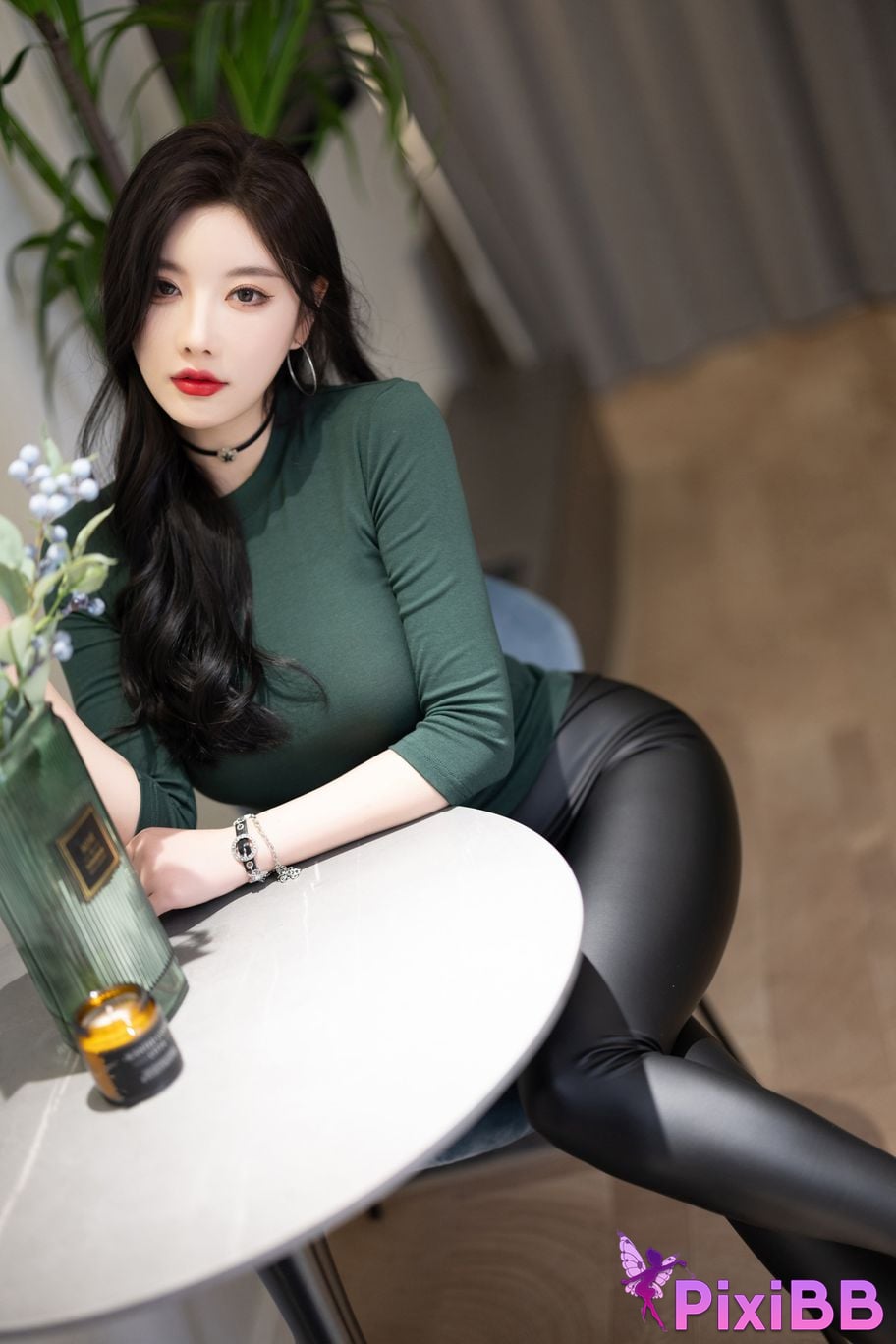 No watermark for in app purchases Yang Chen Chenchen Yome XIUREN model High heels with no bra PixiBB.COM 003