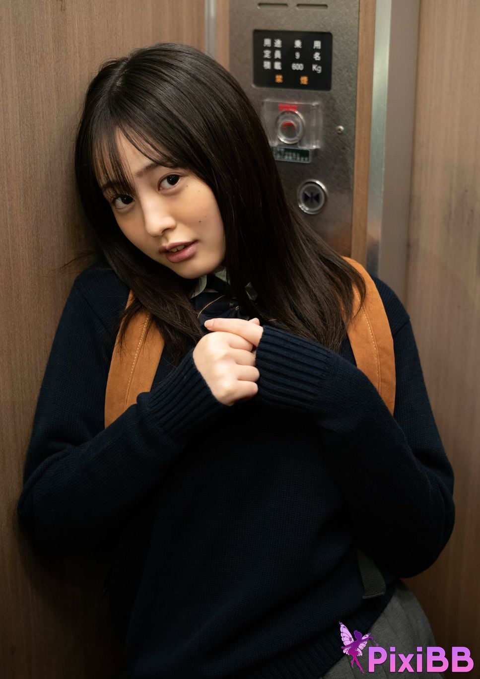 Japanese Idol Miu Shirahama Mito BUBKA digital photo book S PixiBB.COM 042