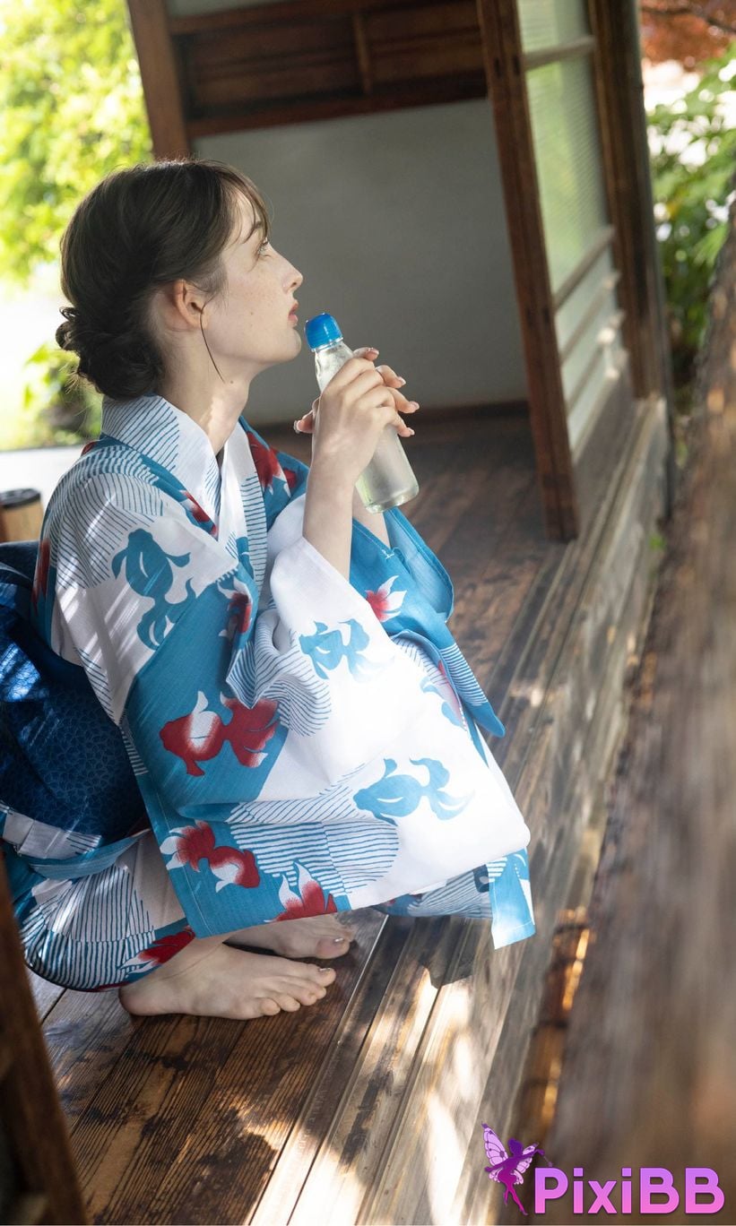 Japanese Idol Cecile Nana Cecil Digital only photo collection Summer is in the air. weekly play PHOTO BOOK PixiBB.COM 027