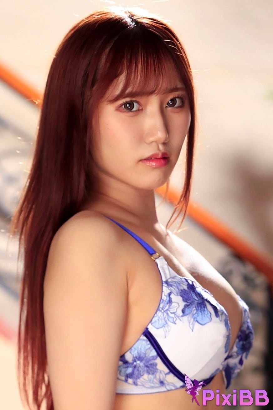 Japanese Idol Amiri Saito Prestige Pose Massage PixiBB.COM 156