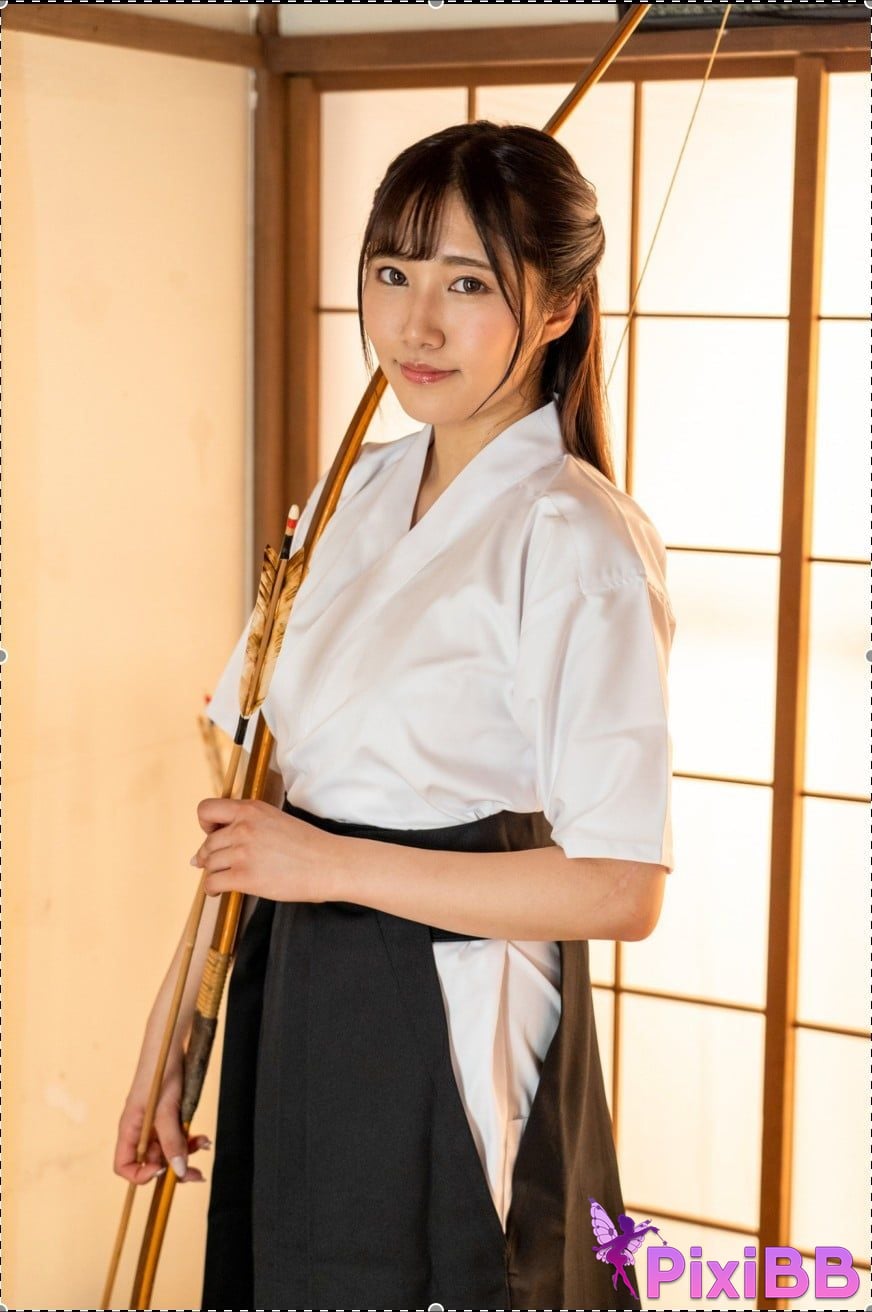 Japanese Idol Amiri Saito Prestige Pose Massage PixiBB.COM 227